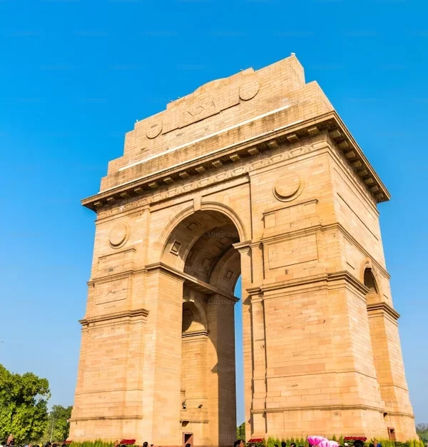 1 Day Delhi Sightseeing Tour covering Red Fort, India Gate, Qutub Minar and Lotus Temple with private car and guide