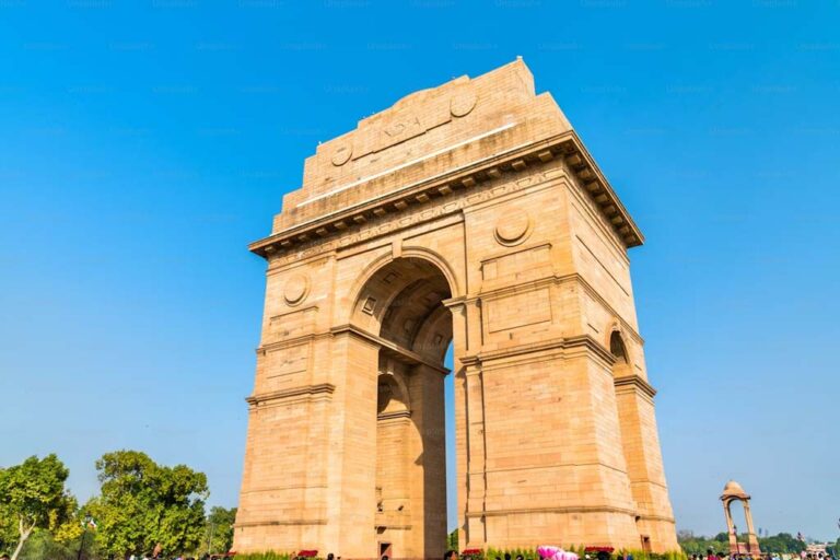 1日タージマハル＋サリー体験ツアー｜女性日本語ガイド付き