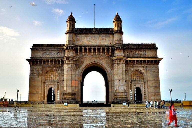5 Days Mumbai Elephanta Ajanta Ellora Caves Tour Package covering Mumbai Elephanta Ajanta Ellora UNESCO heritage sites