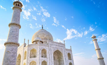 4日間バラナシ観光＋ガンジス川ボート｜女性日本語ガイド付き by ASAHI INDIA TOURS featuring Varanasi Ganges boat ride and Ganga Aarti